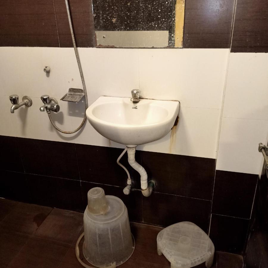 Hotel Palkhi Shirdi Dış mekan fotoğraf